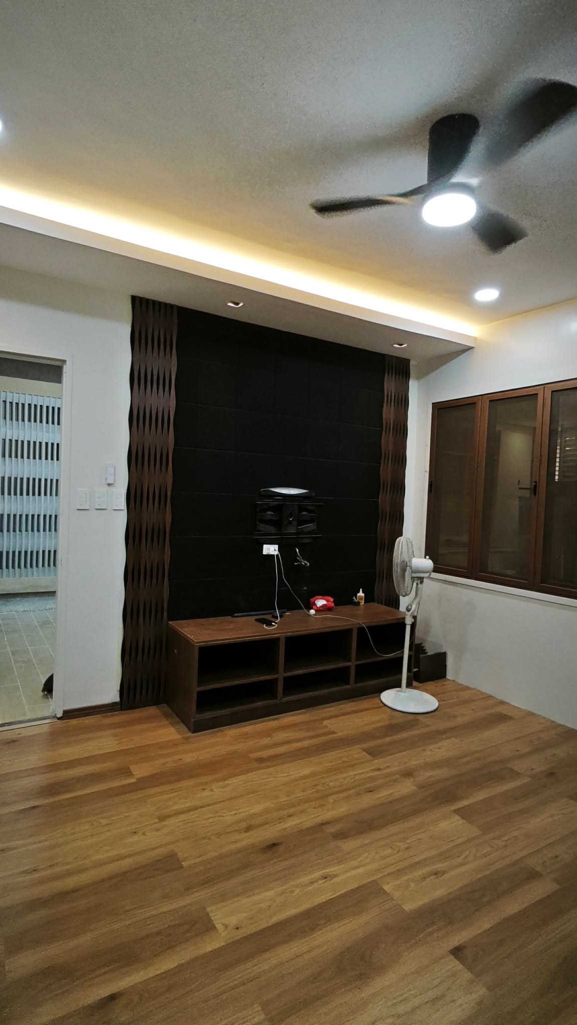 50-year-old house major renovation — From Storage Room to Office & Entertainment Space documentation